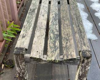 201 3OutdoorWoodClassicsWeatheredBenches