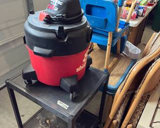 small shop vac