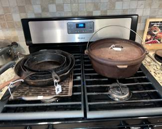 Cast iron cookware