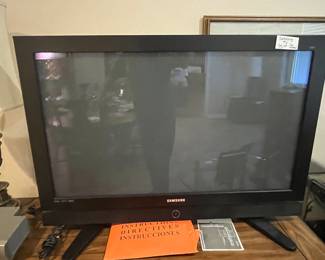 SAMSUNG flatscreen