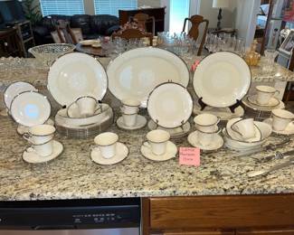 LENOX "Moonspun" dinnerware & matching drinkware!