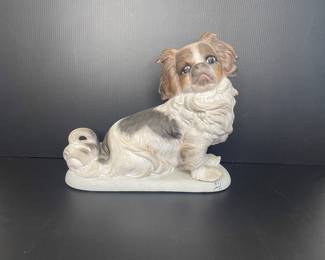 Porcelain Pekingese dog figurine 