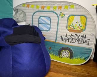 Bean bag & play tent 