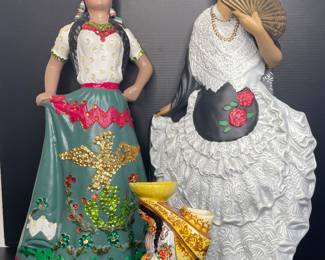 Mexican ceramic figurines 