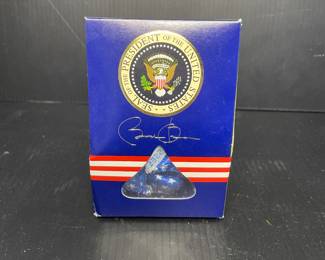 White House Barack Obama chocolate box 