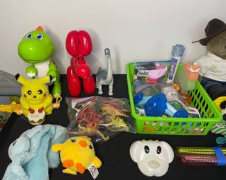 Pokémon & dinosaur toys
