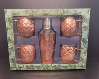 Tommy Bahama copper cocktail gift set
