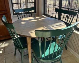 kitchen table 4 chairs