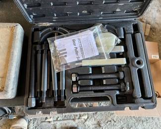 PITTSBURG GEAR PULLER SET