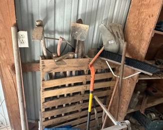 LOT YARD TOOLS