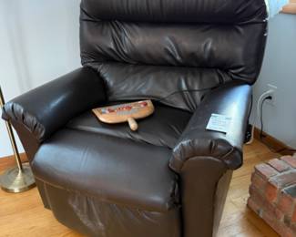 Black Leather Power Lift Recliner