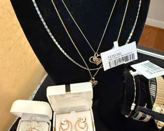 10k Heart Necklace