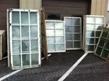 LARGE NUMBER OF VINTAGE MULTI PANE WINDOWS