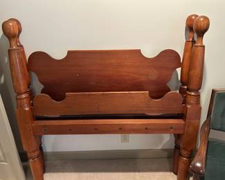 Full headboard, footboard and rails