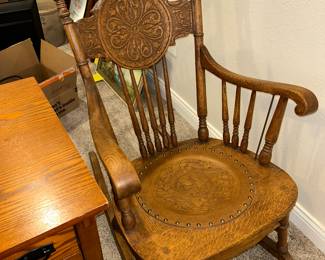 ANTIQUE ROCKER