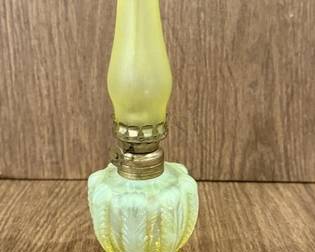URANIUM LAMP