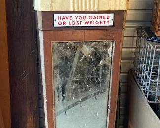 STORE WEIGHING STATION 