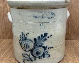 SALTGLAZE CROCK