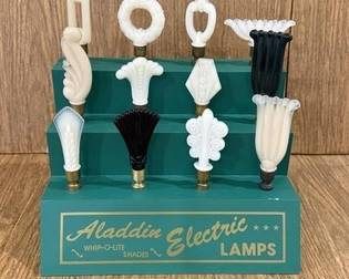 ALADDIN LAMP DISPLAY