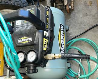 AIR COMPRESSOR