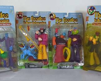 The Beatles Yellow Submarine Sgt Peppers Lonely Hearts To Club Band Ringo, John, George Paul