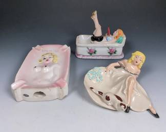 Risque Japan Porcelain Ashtrays with Nodder, Vintage 1950s