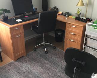 L shape desk 
Office chairs 