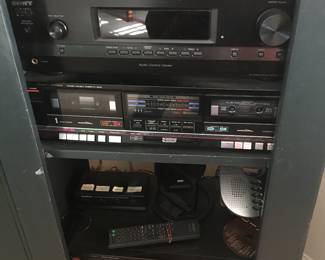 Fisher cassette player

Fisher CD Player