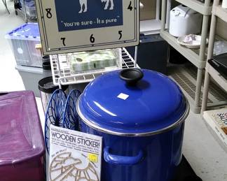 Dairy Made ice cream clock, blue enameled stock pot.