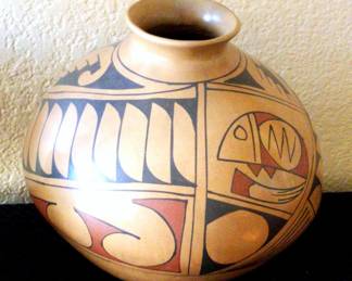Mata Ortiz Ceramic Pot 
