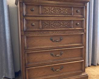 United Furniture Company Bedroom Set