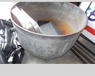 Large and Heavy Metal Cauldron for Plants or whatever