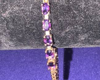 Gold and tanzanite bracelet