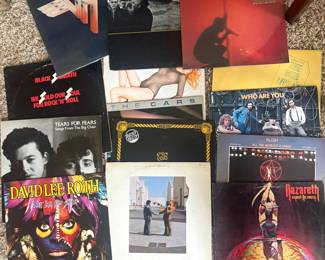 Large collection of rock vinyl albums 