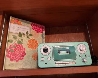 Retro radio