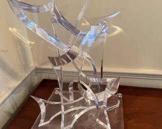 INTERESTING LUCITE STATUE