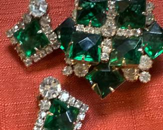 Vintage brooch and clip earrings