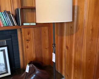 FLOOR LAMP AND ENGLISH SADDLE