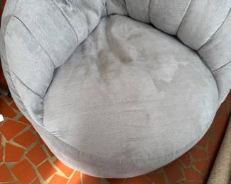 Puff chair