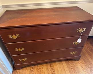 3 DRAWER CHEST