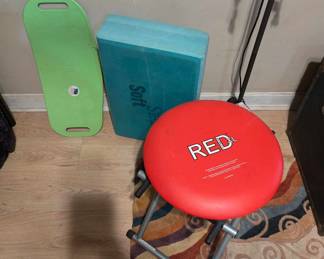 RED STOOL EXERC.
