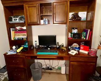 Wall unit Desk