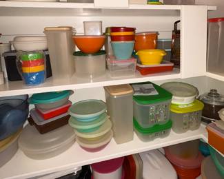 So much great Tupperware 
