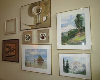 Tons of art, more than an art gallery