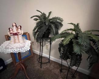 Angels sold
Metal plant stand $20 each
Artificial Ferns $14 each
Small wood table $25
Doily $8