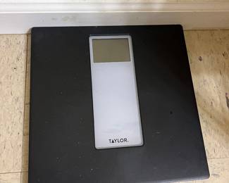 Working scale $10
