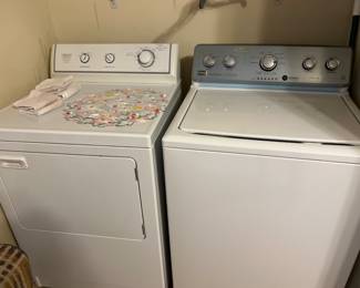 Washer and dryer
Not a matching set but selling as a set $450
Dryer is made by Crosley and washer by Maytag
Can be tested