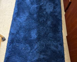 Blue bathroom rug $10 each