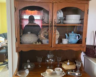 Small china hutch