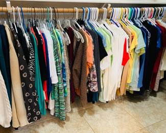 Women's Designer Clothing - Chicos / Ann Taylor / St. John / Bebe / BCBG Maxazria / Cache / Michael Kors